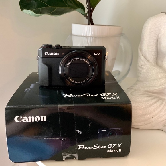 Canon Other - BRAND NEW CANON G7X MARK ii